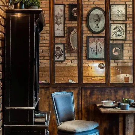 Lejlighed Luxury Brick & Bliss Loft On Iconic Square